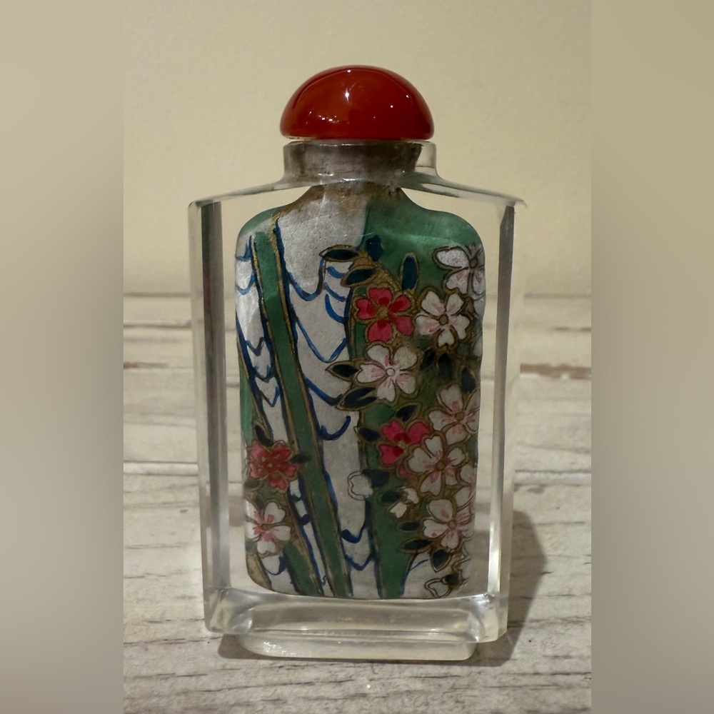 Vintage Chinese Snuff Bottle Reverse-Painted Floral
